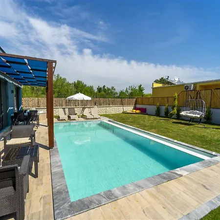Oeluedeniz Villa فيلة *